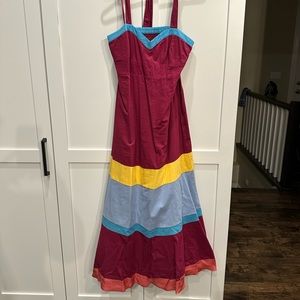 Women’s size 6 halter dress.